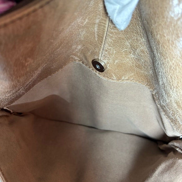 The Sak Ventura Convertible Backpack Distressed Tan Leather Crossbody Bag - Picture 9 of 12